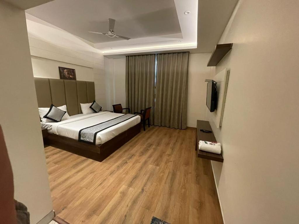 O'tree Premium Hotel 3*