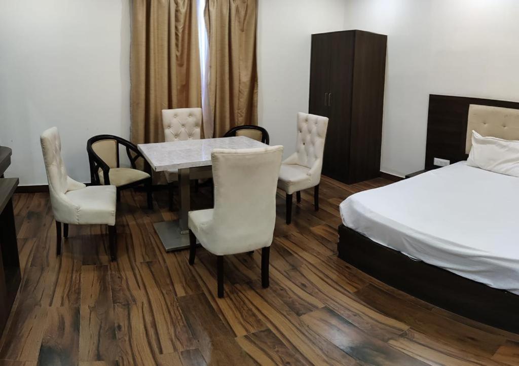 Hotel O'tree Premium 3*
